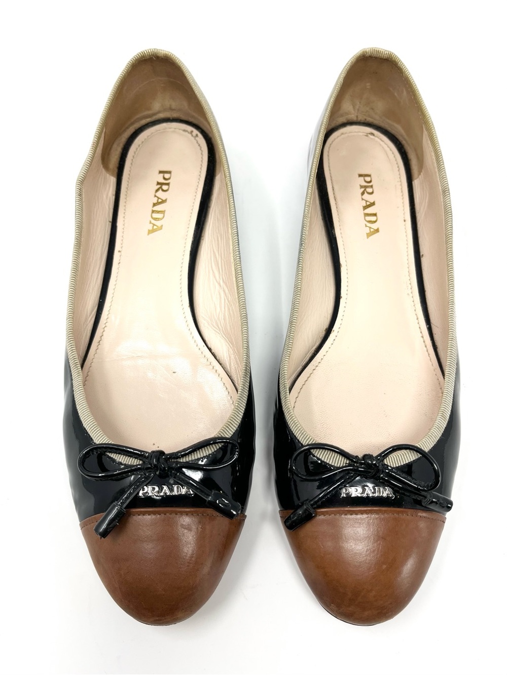 Prada Logo Black Patent Leather Brown Cap Toe Bow Ballet Flats Shoes 39.5 9.5